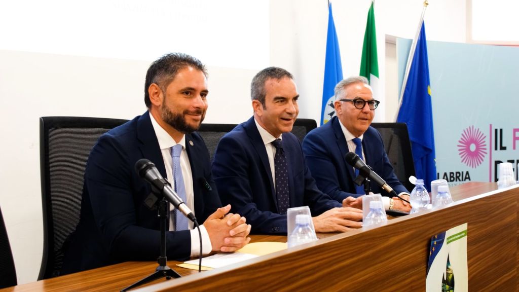 Ambiente, 175 milioni per la depurazione. Occhiuto: ‘Priorità strategica per la Calabria’