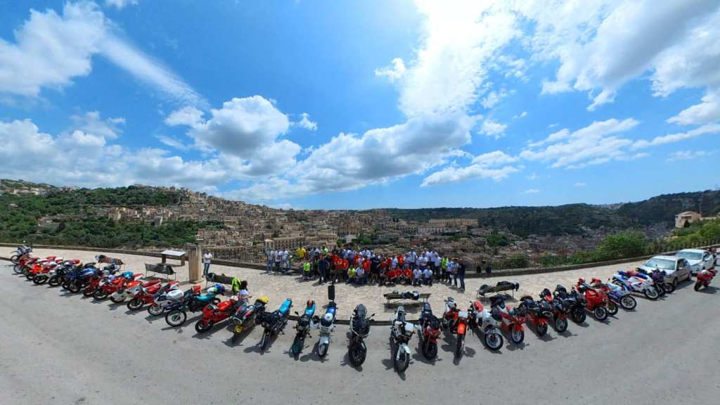 raduno delle moto anni ()