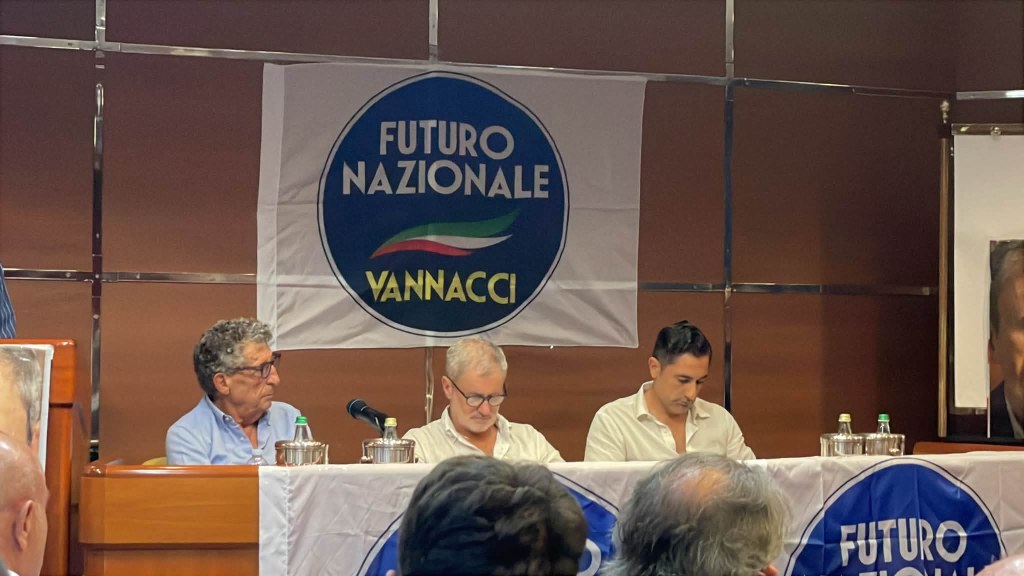 Alemanno ‘riparte’ dalla Calabria: ‘Occhiuto ha deluso. Candidato di Futuro Nazionale alle prossime regionali’