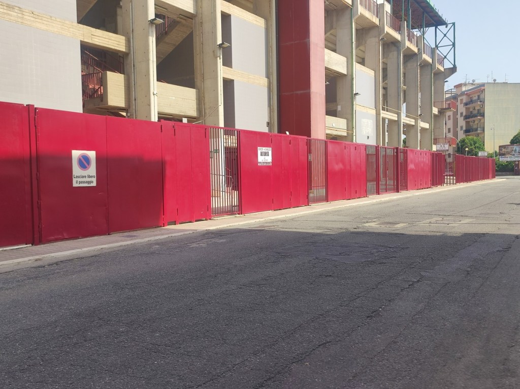 Cancellata Granillo Tribuna Ovest