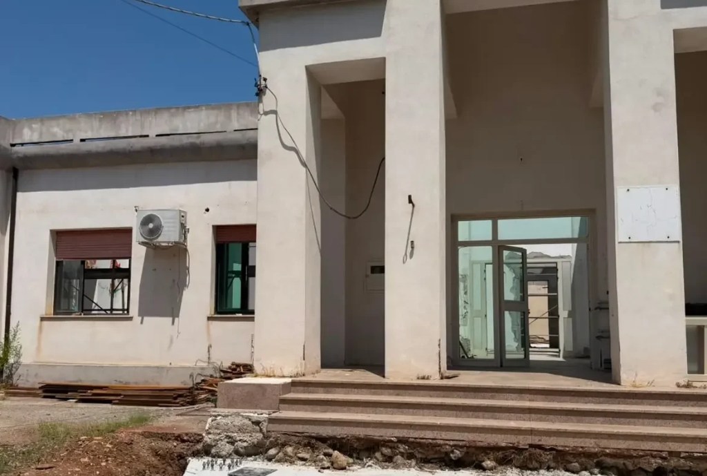 Case della Comunità, Falcomatà: ‘Enorme bugia. Bovalino, cantiere concluso sulla carta e invece..’ – FOTO