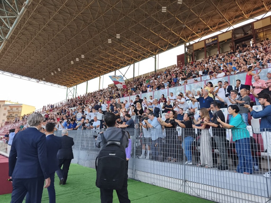 Tribuna Ovest Lotito