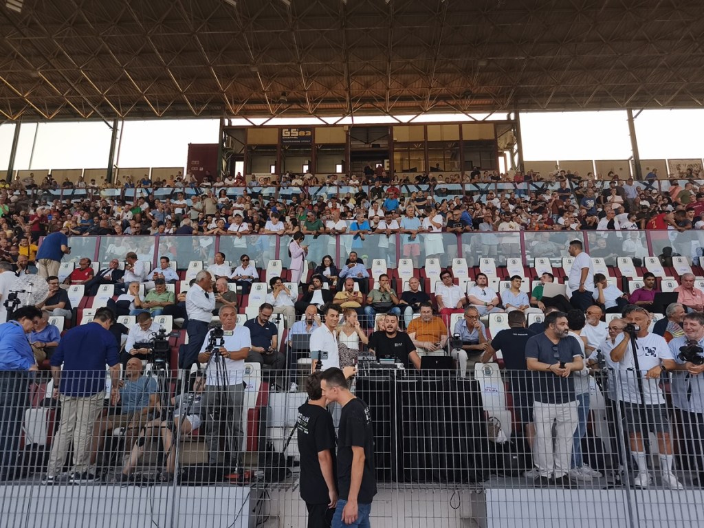 Tribuna Ovest Lotito