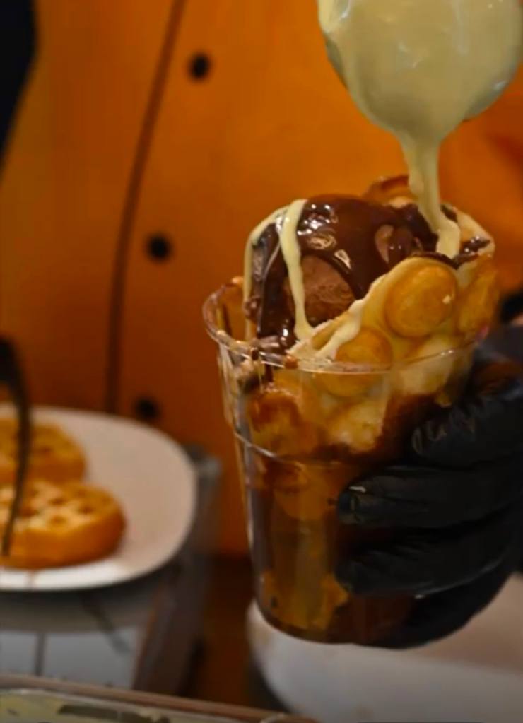 bubble waffle night ()