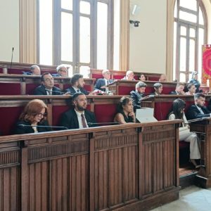 Reggio, mai più spettatori davanti ai femminicidi: il Comune potrà costituirsi parte civile nei processi