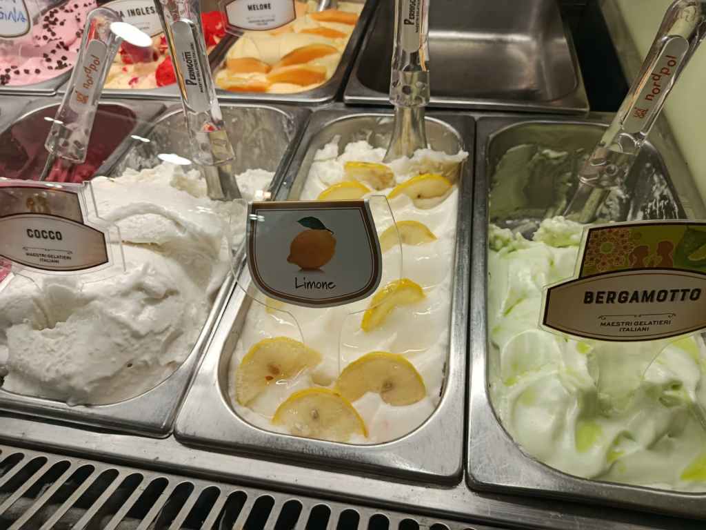 gelati villa arangea ()