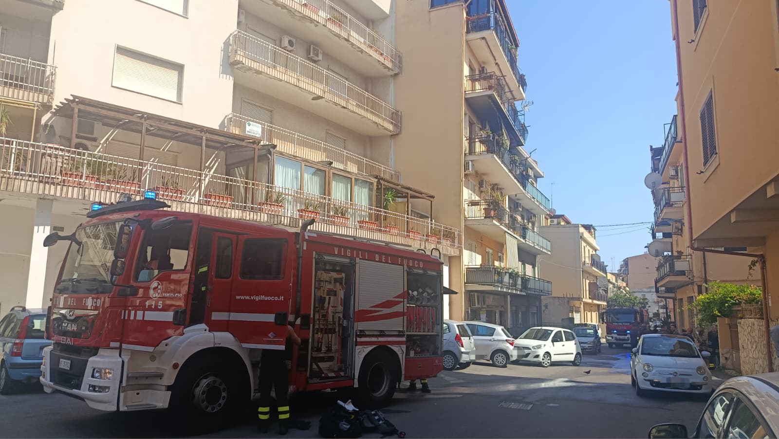 incendio via sbarre inferiori ()