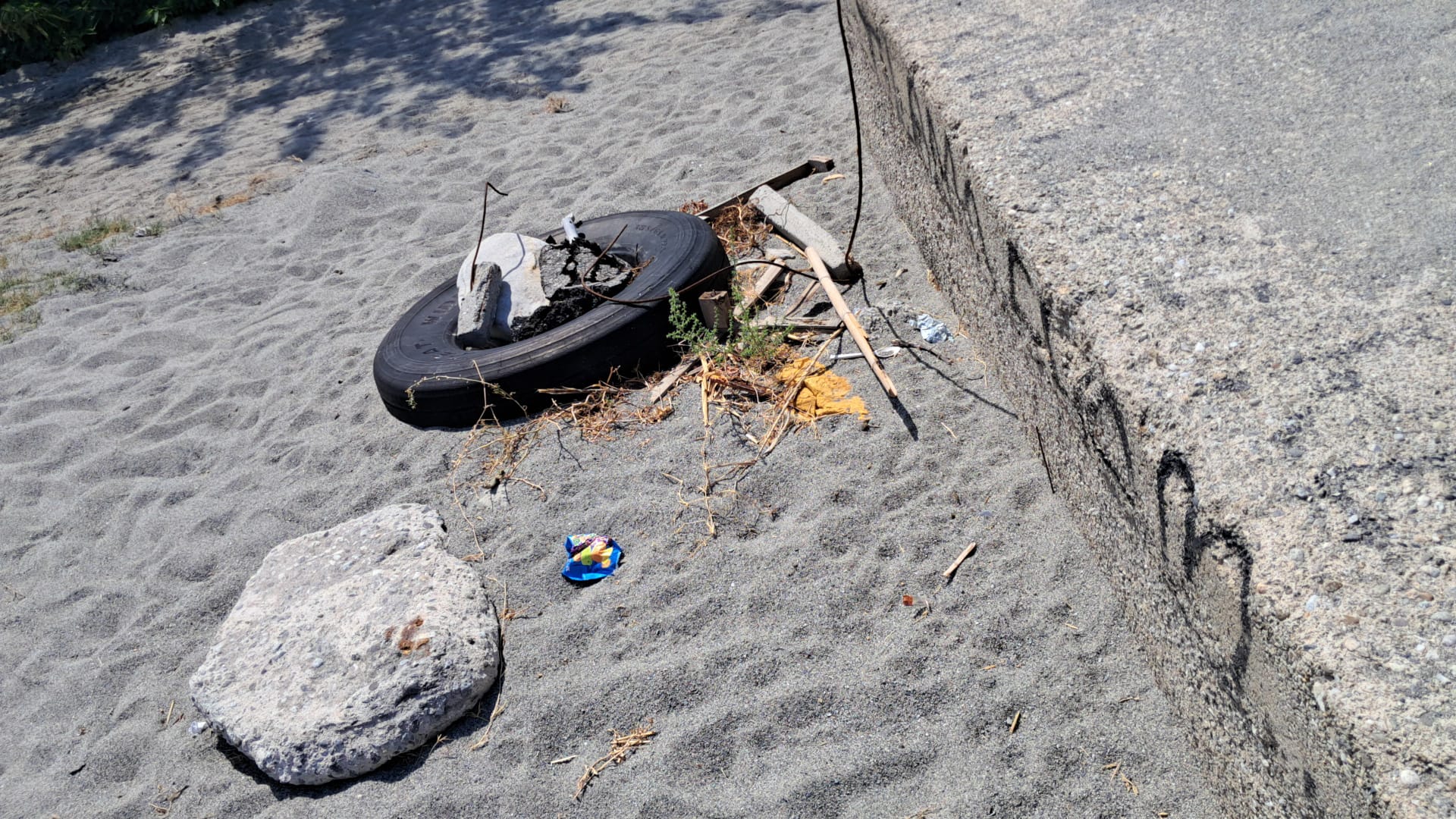 lazzaro spiaggia