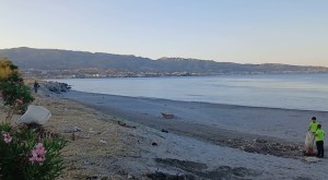 pulizia spiaggia sorgente