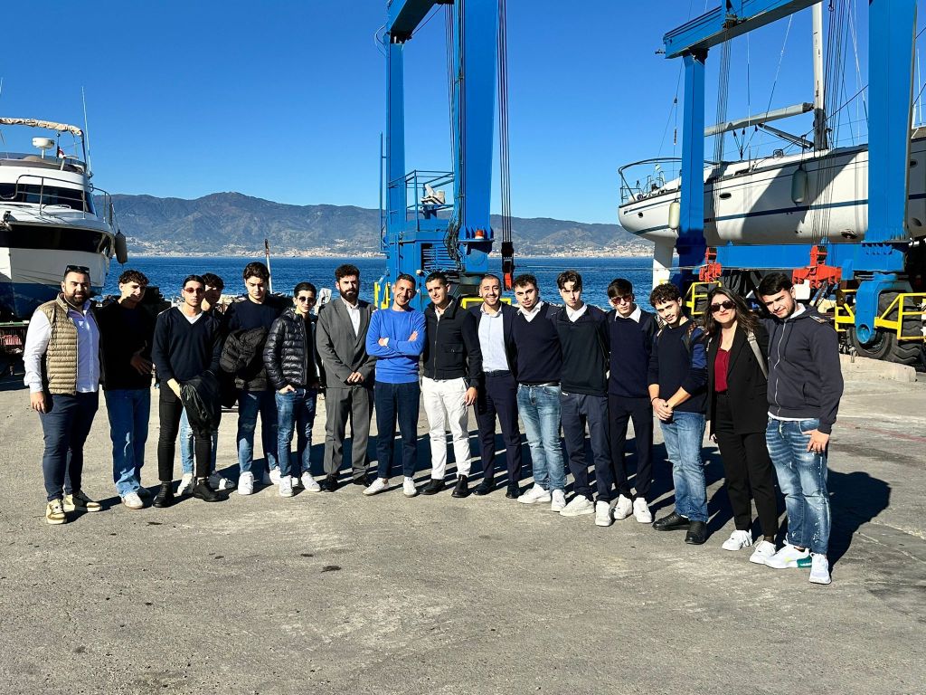 rosmini R Marine Group