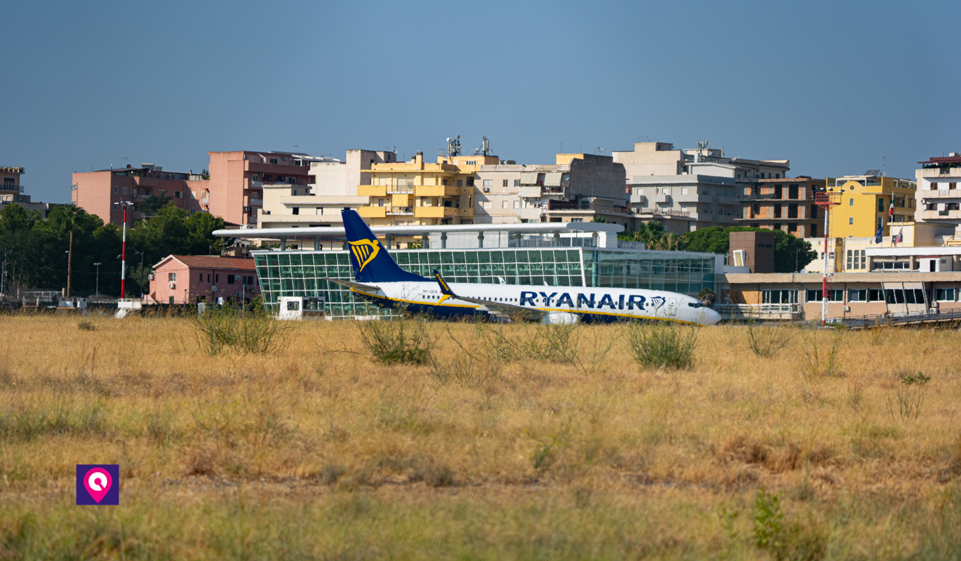 Aereo Ryanair Tito Minniti Aeroporto