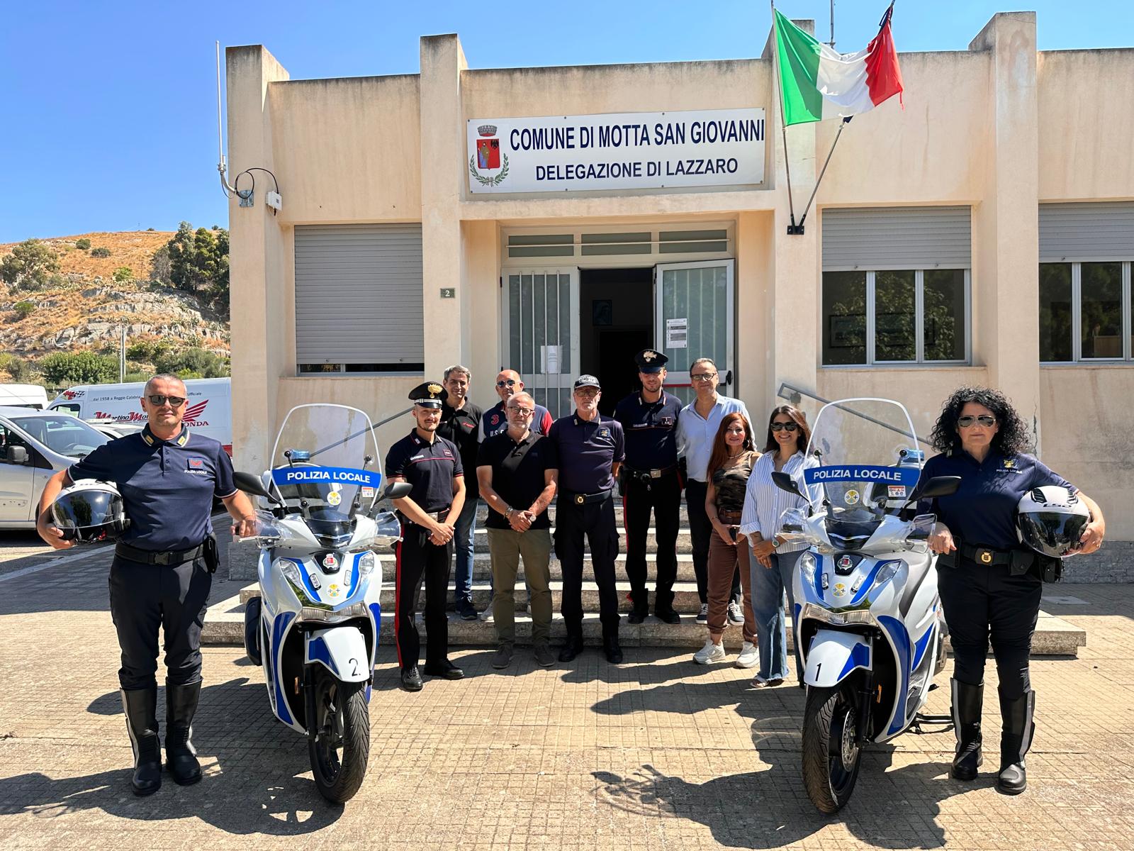 Polizia municipale Motta San Giovanni agosto ()
