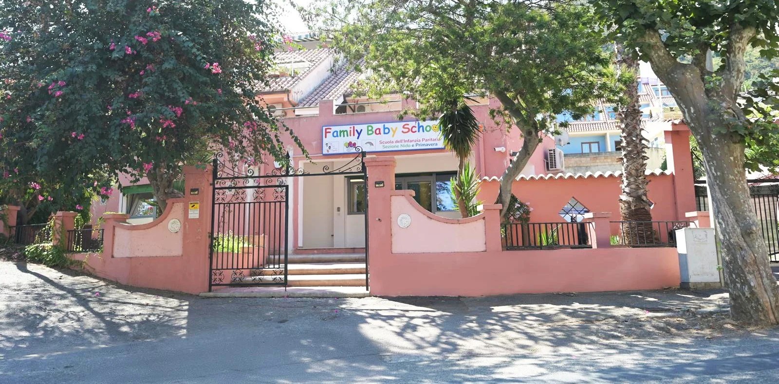 asilo family baby school tropea
