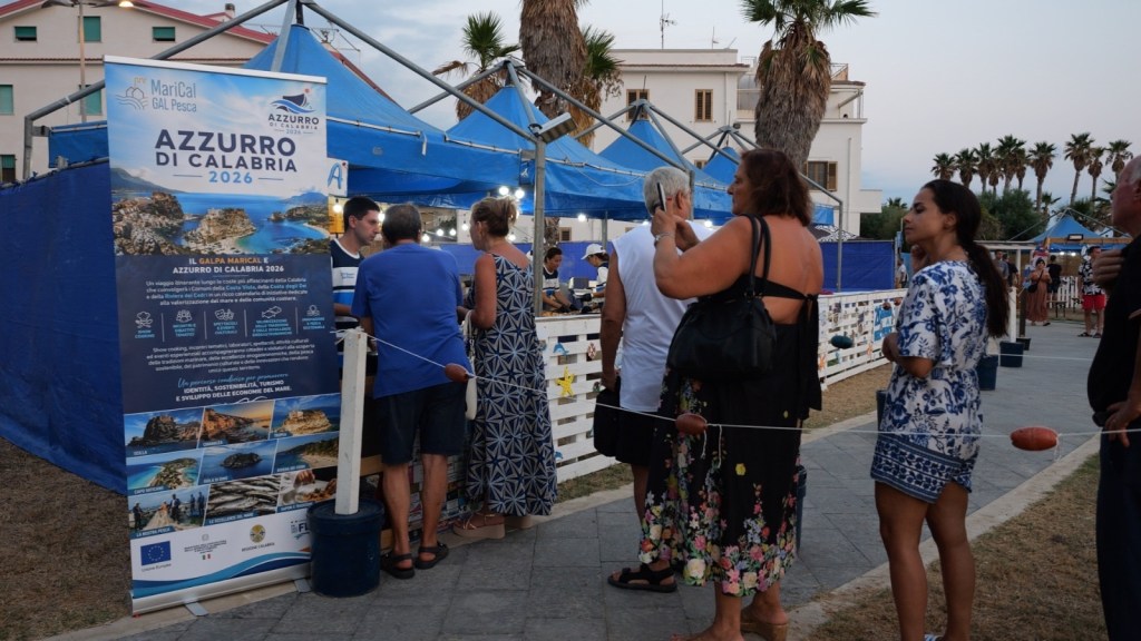 azzurro di calabria ()