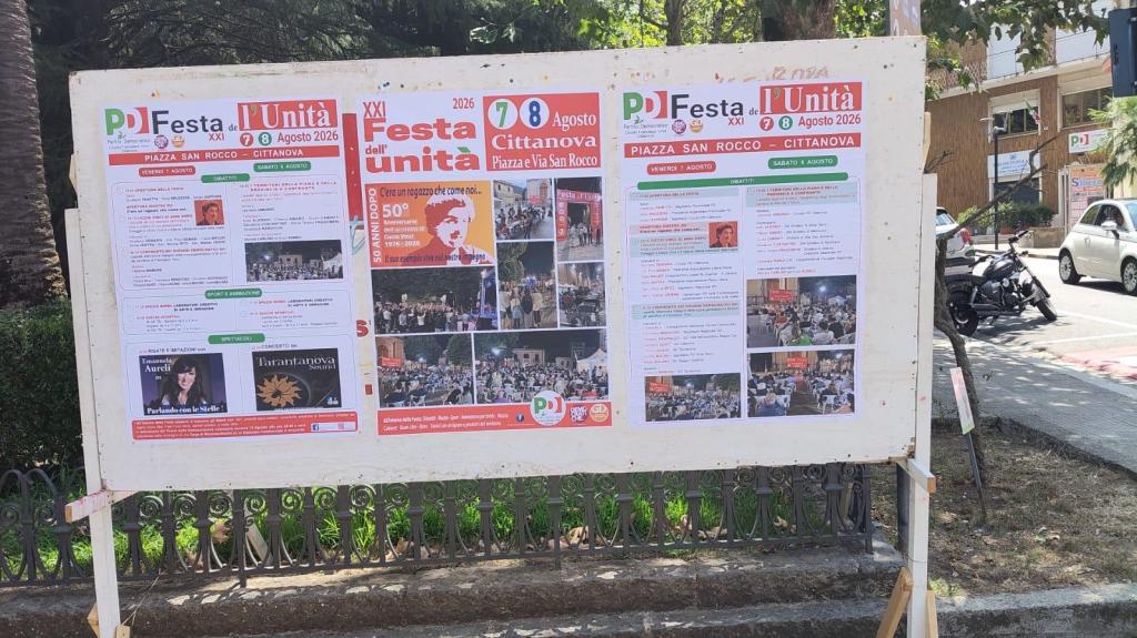 cittanova pd manifesti vandalizzati ()