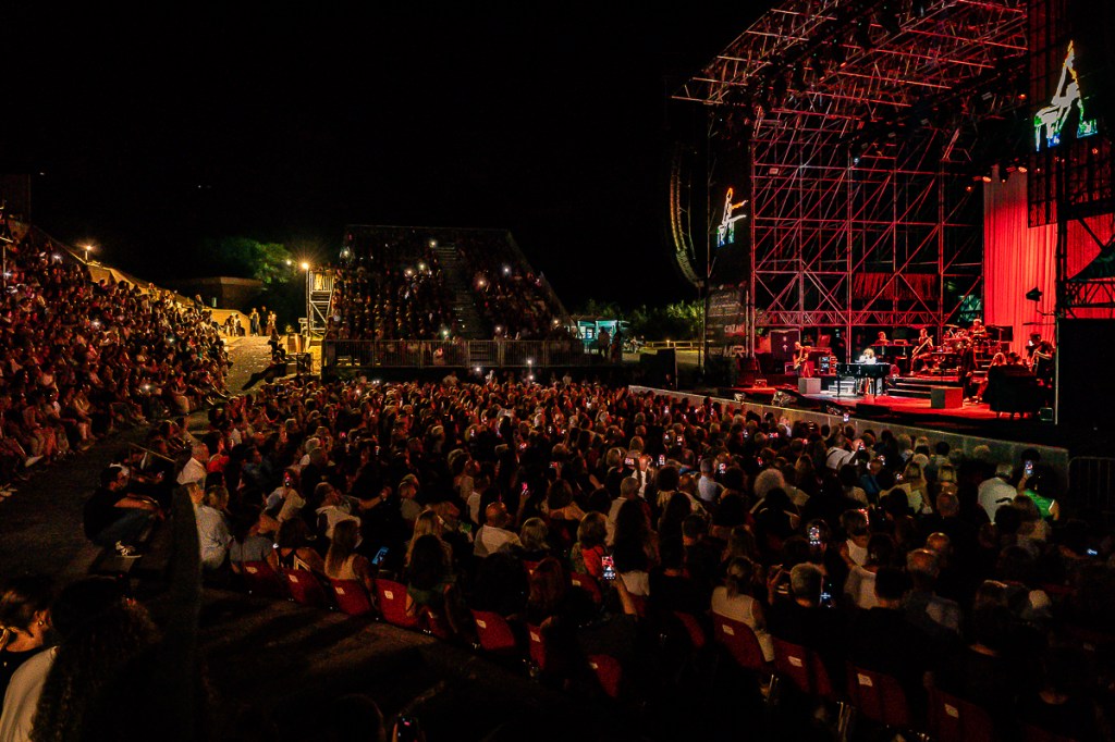 cocciante roccella summer festival ()