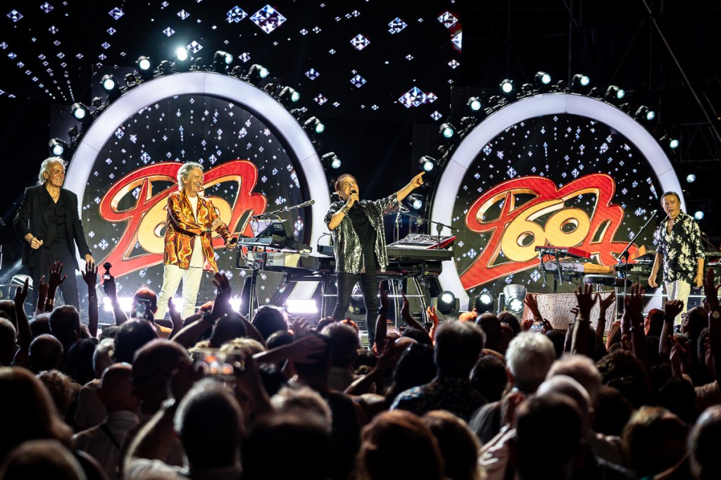 pooh roccella summer festival ()