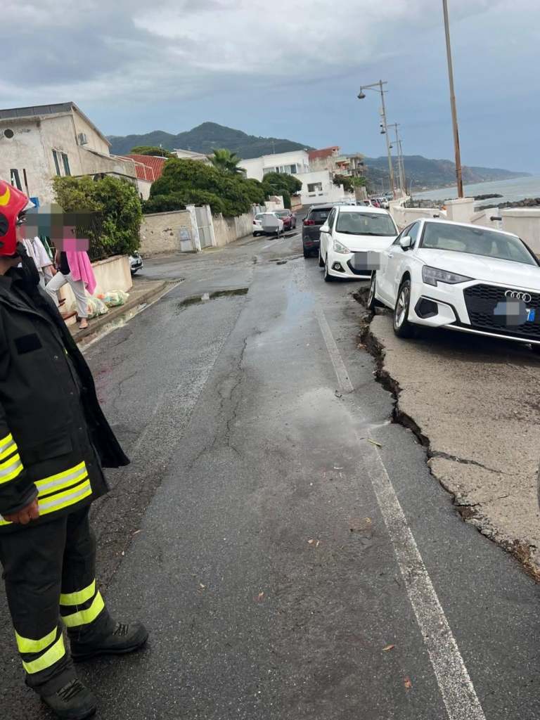 san lucido amministrazione comunale crollo lungomare voragine