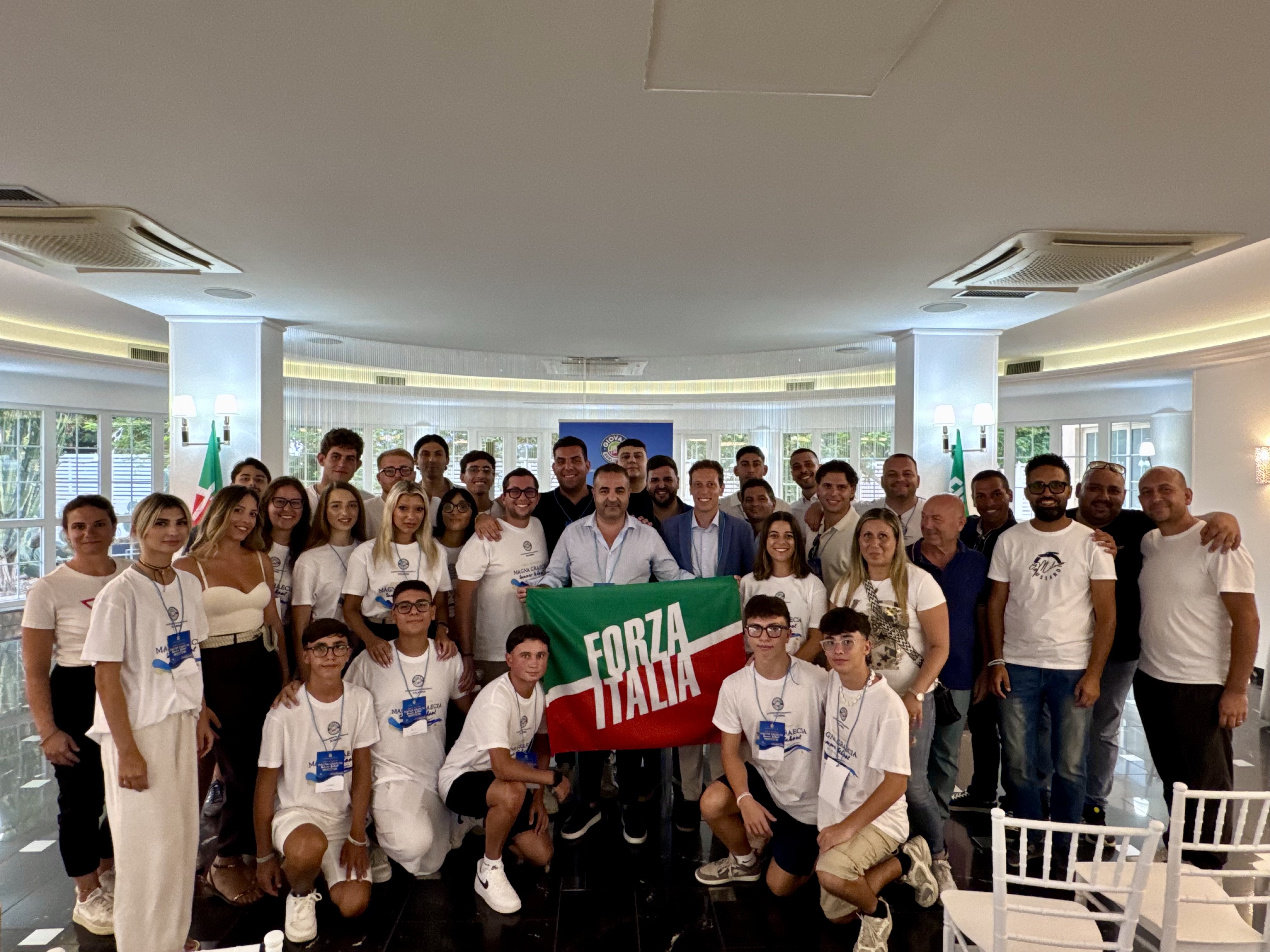scuola politica forza italia giovani