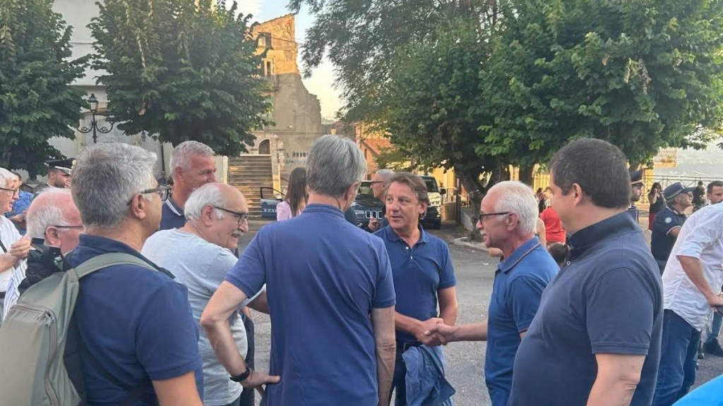 Tridico in Sila punzecchia Occhiuto e la sua Giunta: ‘Uscite dai social e venite nel mondo reale’