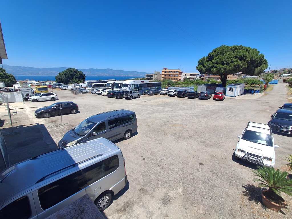 esse parking