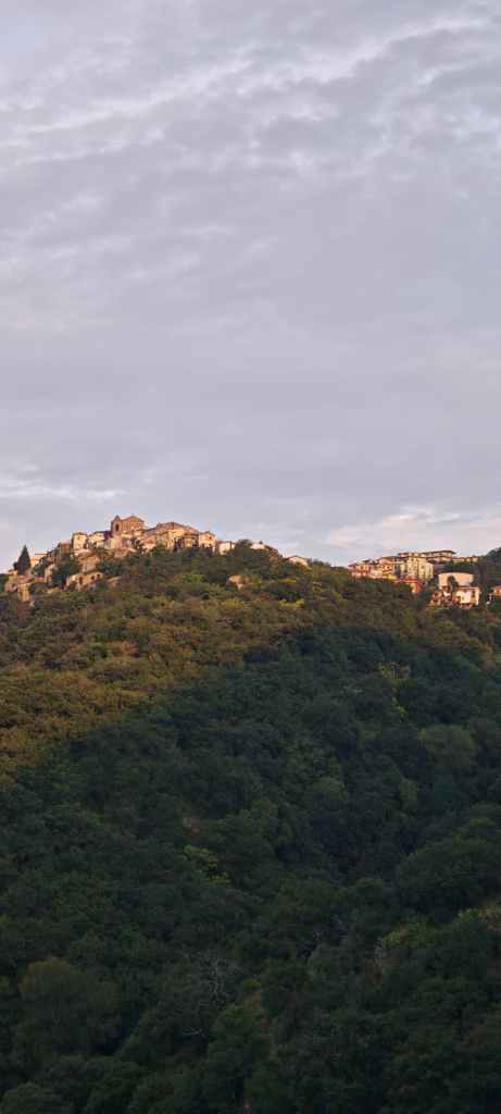 Calabria Coast to Coast ()
