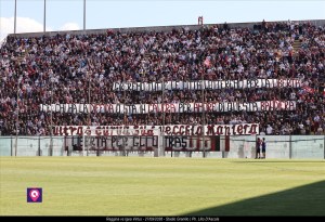 Curva Sud Striscione Tifosi Ultras Granillo ()
