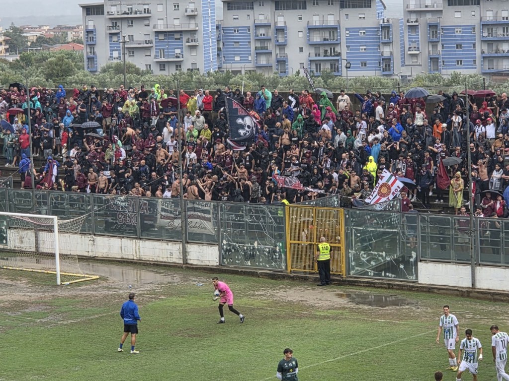 Curva tifosi Lamezia Reggina