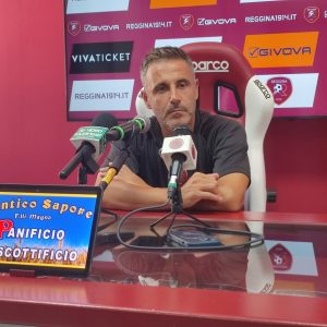 Reggina: Marchionni presenta la gara con l’Avola. I passaggi sui giovani, poi su Baldan e Magrassi