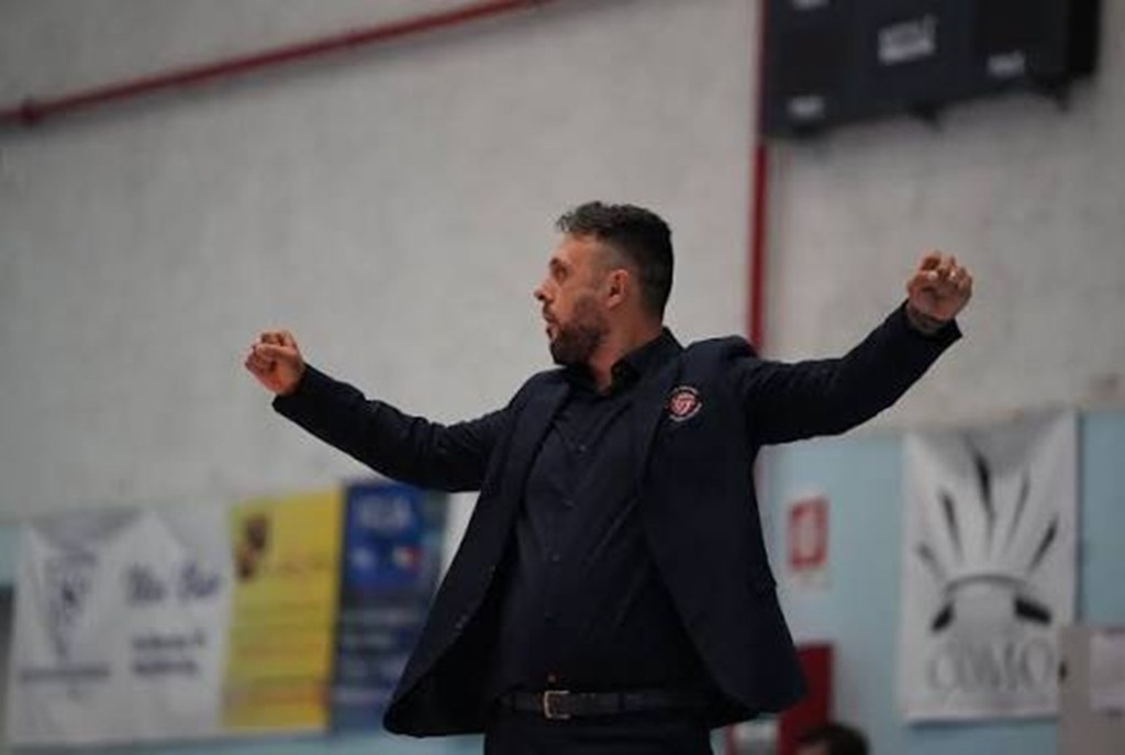 Polimeni Domotek esulta