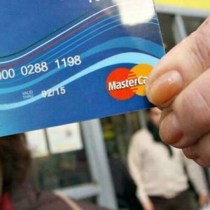 ‘Carta dedicata a te’, 1.000 € in due tranche: quante ne arriveranno in Calabria