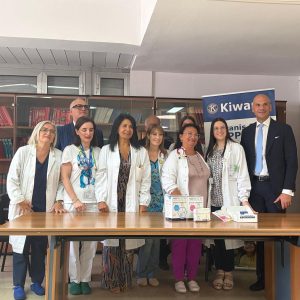 GOM di Reggio, donato un dispositivo salvavita alla Pediatria