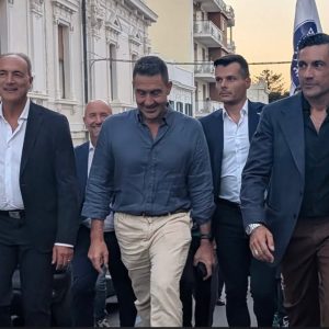 Suppletive Reggio, Vannacci: ‘Siamo appena decollati, voi continuate a pensare alle scollature’