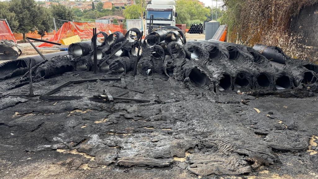 incendio cantiere maione ()
