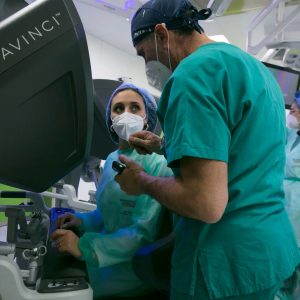 UniCal, il MUR accredita tutte le scuole di specializzazione medica: arriva anche Neurochirurgia