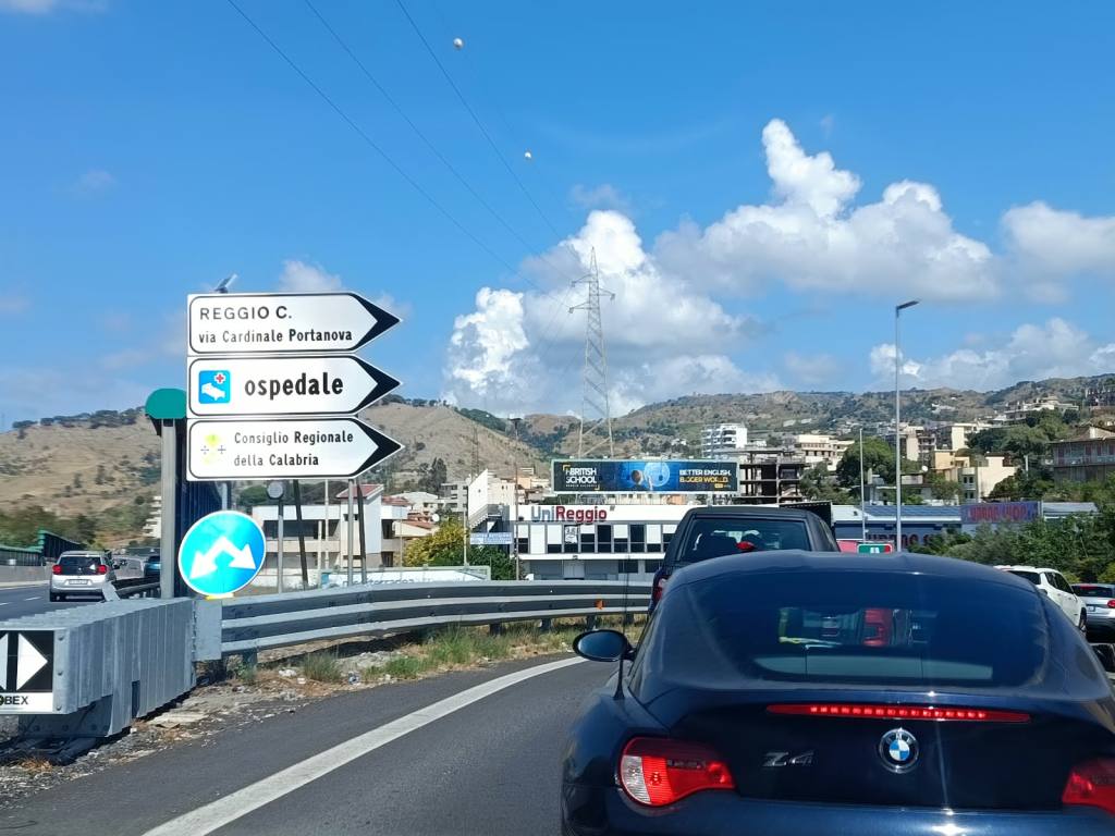 uscita via cardinale portanova reggio calabria ()