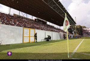 Bandierina Granillo tifosi tribuna coperta Granillo