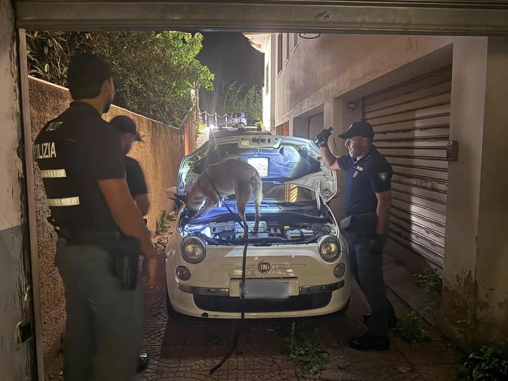 Foto auto Villa San Giovanni