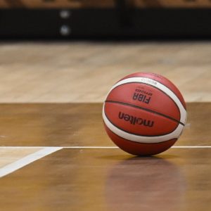 Basket Serie B, la Viola cade al Palacalafiore, vincono Desio, Ferrara e Brescia. Classifica e risultati
