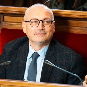 Aree industriali, Versace attacca Occhiuto: ‘Continua lo spettacolare fenomeno degli annunci mirabolanti’