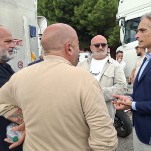 Caro carburante, Falcomatà: ‘Le istituzioni ascoltino il grido d’allarme di chi tiene in movimento l’economia’