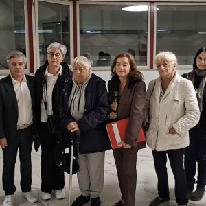L’odissea dei dializzati a Reggio, cure fino all’una di notte e nessuna navetta: ‘Non ce la facciamo più’