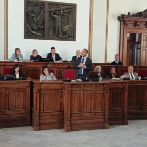 Consiglio comunale di Reggio, Cannizzaro: ‘Gallico non chiuderà. E per i dializzati nuovi posti in arrivo’