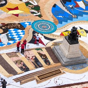 Taurianova, l’Infiorata conquista l’Italia e il mondo: da Madrid a Portopalo, fino a Xiamen