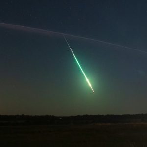 Reggio, un bolide illumina il cielo: l’esperto spiega il fenomeno