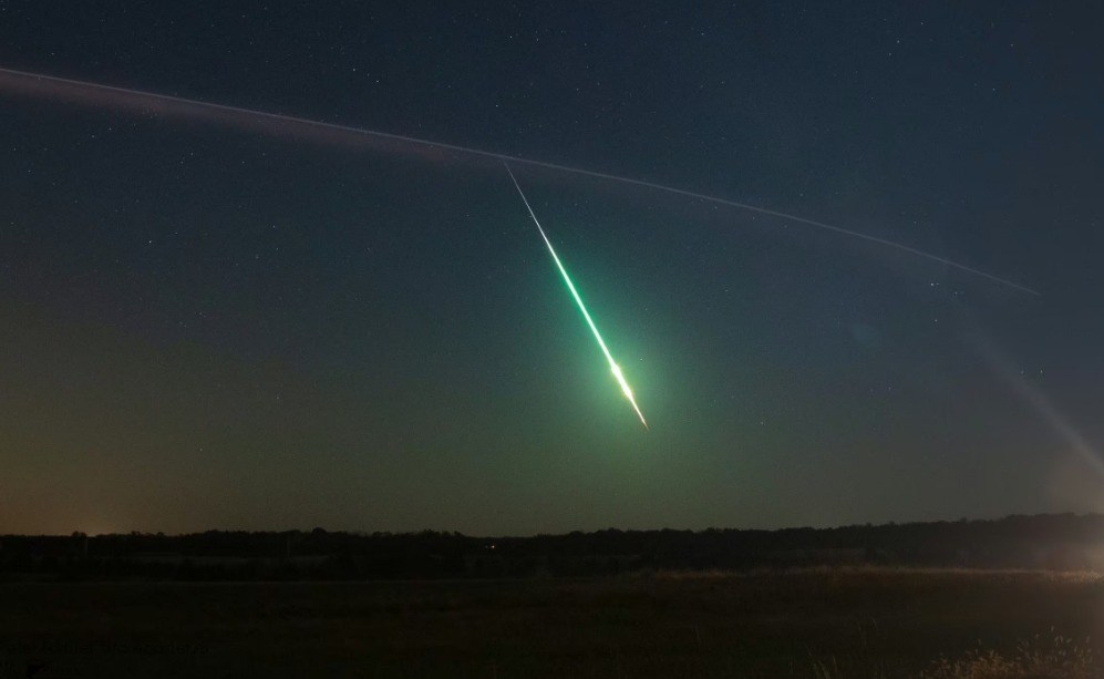 meteora bolide reggio calabria