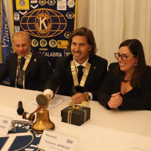 Kiwanis Reggio, passaggio della campana: Alessandro Rossi nuovo presidente. Solidarietà e nuovi progetti – FOTO