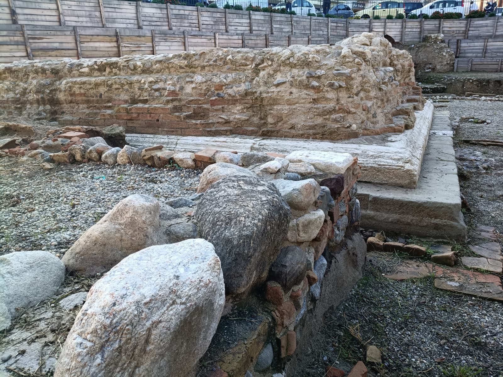 scavi piazza garibaldi