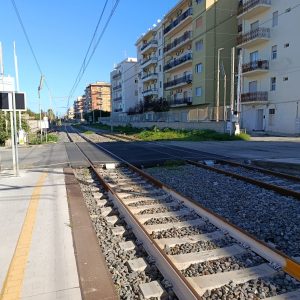 Reggio, uomo travolto da un treno: è in terapia intensiva al GOM