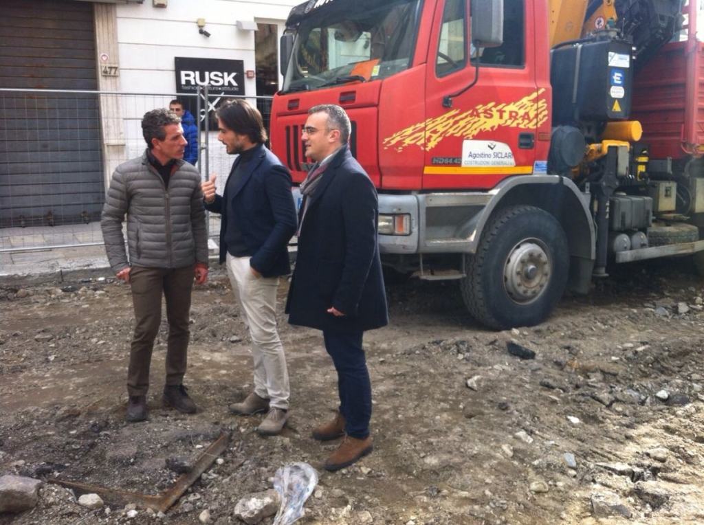 Il Sindaco Giuseppe Falcomatà dà il via ai lavori di riqualificazione del Corso Garibaldi.
